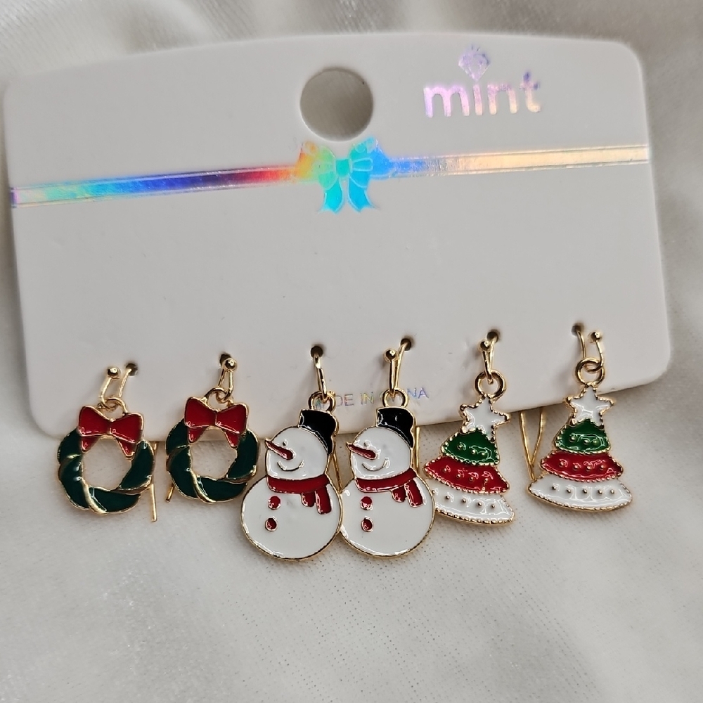 Women's Set of 3 Pairs Christmas Earrings Holiday Wreath Snowman Tree Pierced